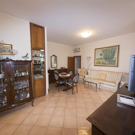 Pompei Deluxe Apartment فورميا المظهر الخارجي الصورة